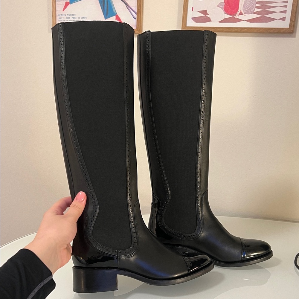 Sleek Black Knee Women's Boots - Picture 8 of 10